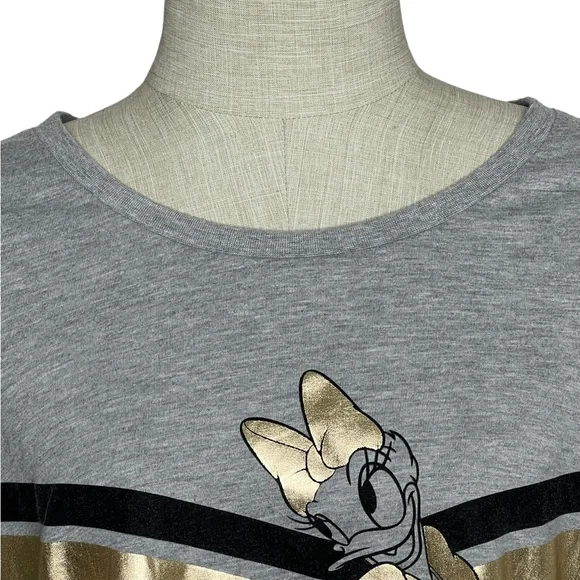 Disney Daisy Duck Womens Short Sleeve Tshirt Size XL Grey Plus Size - Picture 3 of 15
